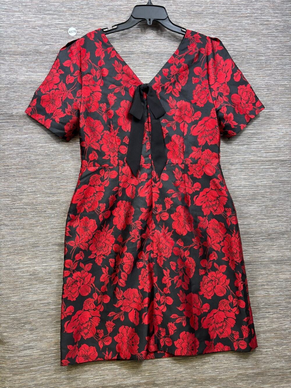 Talbots A-Line Dress Womens 10 Black Red Floral Short Sleeve V-Neck Knee Length